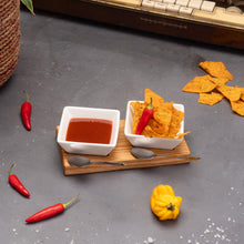 Lade das Bild in den Galerie-Viewer, 2er Dipschalen / Tapasschalen mit "schwebendem Löffel"