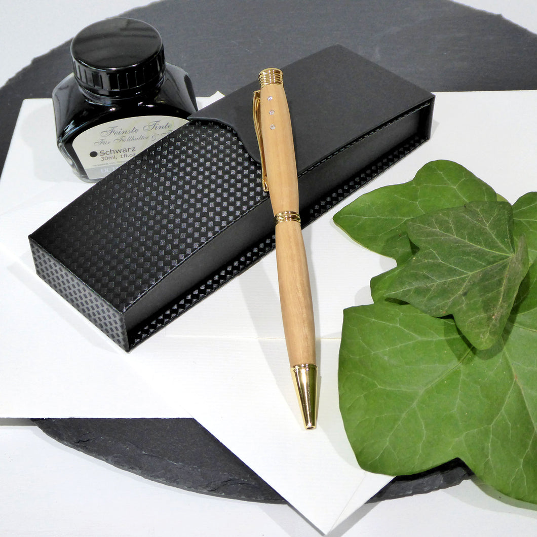 Handgemachter Kugelschreiber aus Olivenholz mit Swarovski Steinen